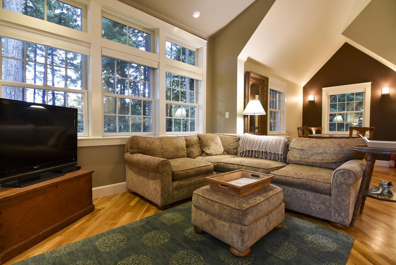 Serene Redwood Retreat Arcata Extérieur photo